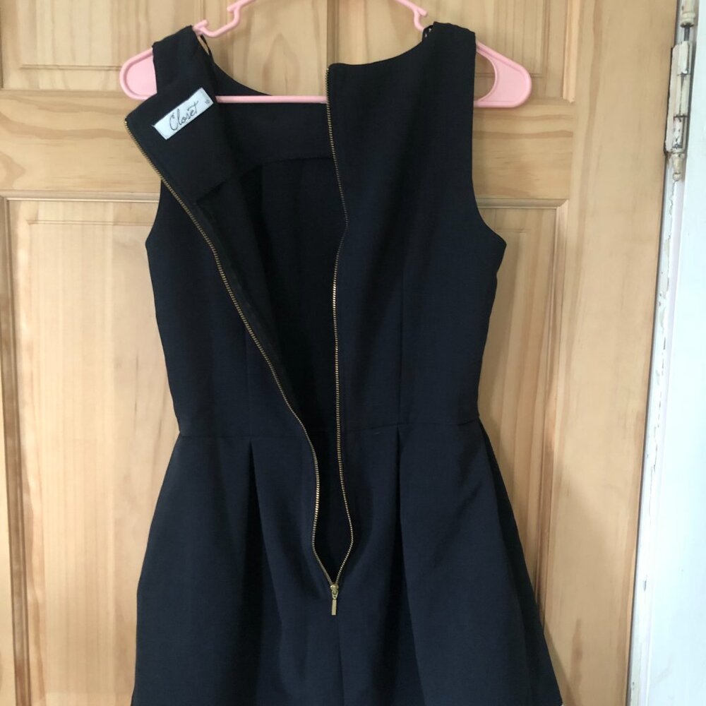 Closet Black Sleeveless Fit-and-Flare Dress with White Lace Hem - Picture 5 of 11